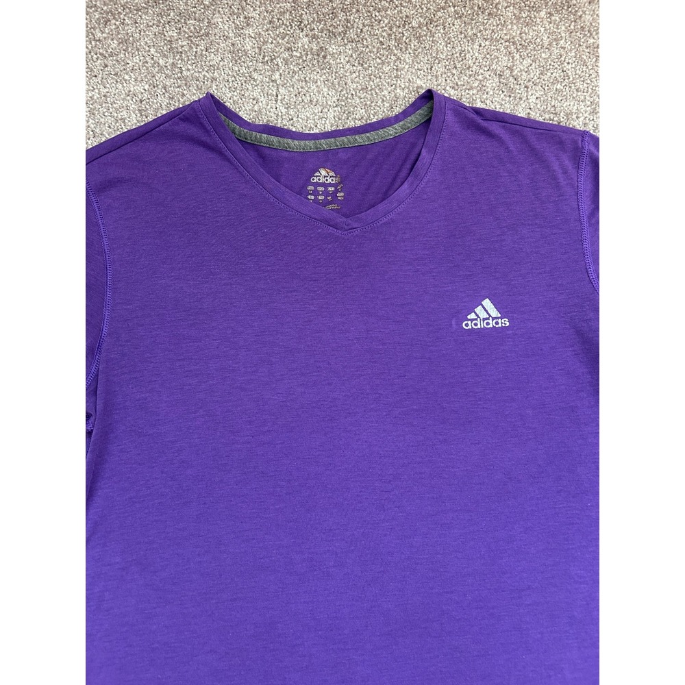 Adidas T-Shirt Womens Medium Purple Excellent V-Neck Short Sleeve Logo Tee